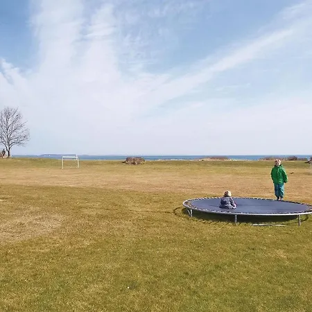Two-bedroom Holiday With Sea View In Frorup * Tårup